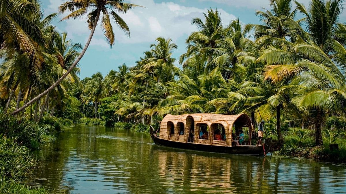 Why Kerala is the Perfect Honeymoon Destination